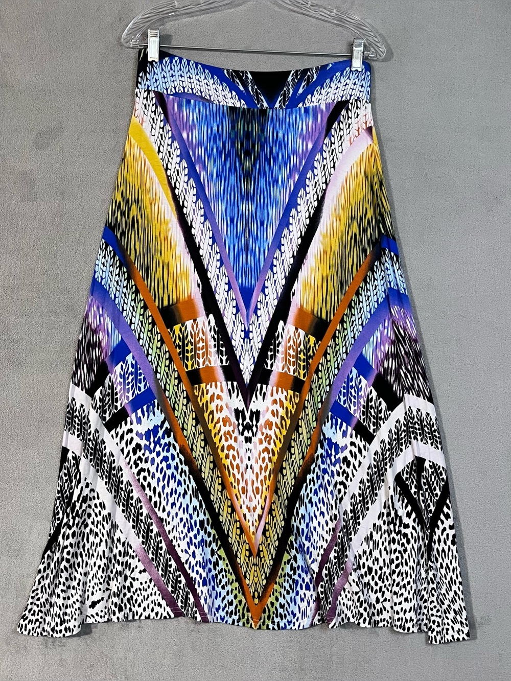 Hannah Flowy A-Line Maxi Skirt - Vibrant Chevron Pattern Elastic Waist Womens S